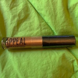 Appeal liquid eye shadow